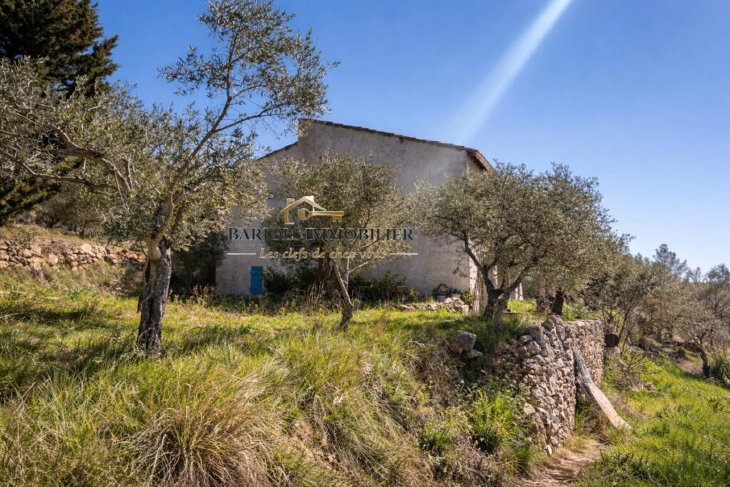 Lot 2 maisons au calme – 6 pièces – 4 chambres – 140 m²