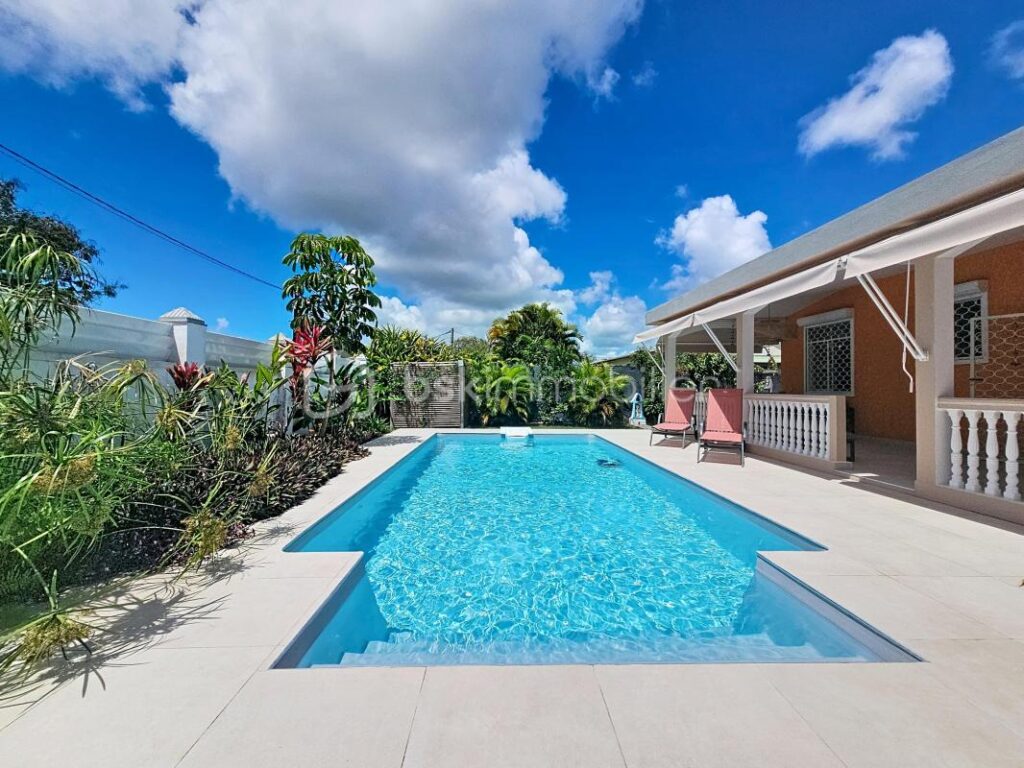 Villa 165 m2 piscine garage 3 chambres et atelier – 5 pièces – 3 chambres – 165 m²