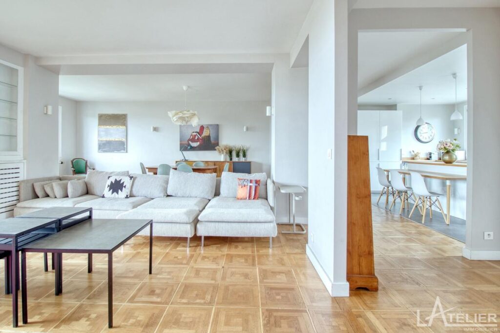 Appartement familial, vue panoramique sur Paris et alentours – NR pièces – 4 chambres – 167 m²