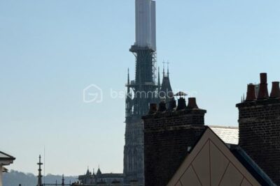 Appartement T3 duplex au 5ème et dernier étage à Rouen 76000 HYPERCENTRE – vue Cathédrale ! – 3 pièces – 2 chambres – 60 m²