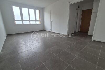 Magnifique 4 pièces – Vue Cathédrale et Bord de Seine – À voir absolument ! – 4 pièces – 3 chambres – 71 m²