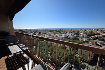 Superbe 2 pièces rénové – Dernier étage – Vue mer panoramique – 2 pièces – 1 chambre – 47 m²