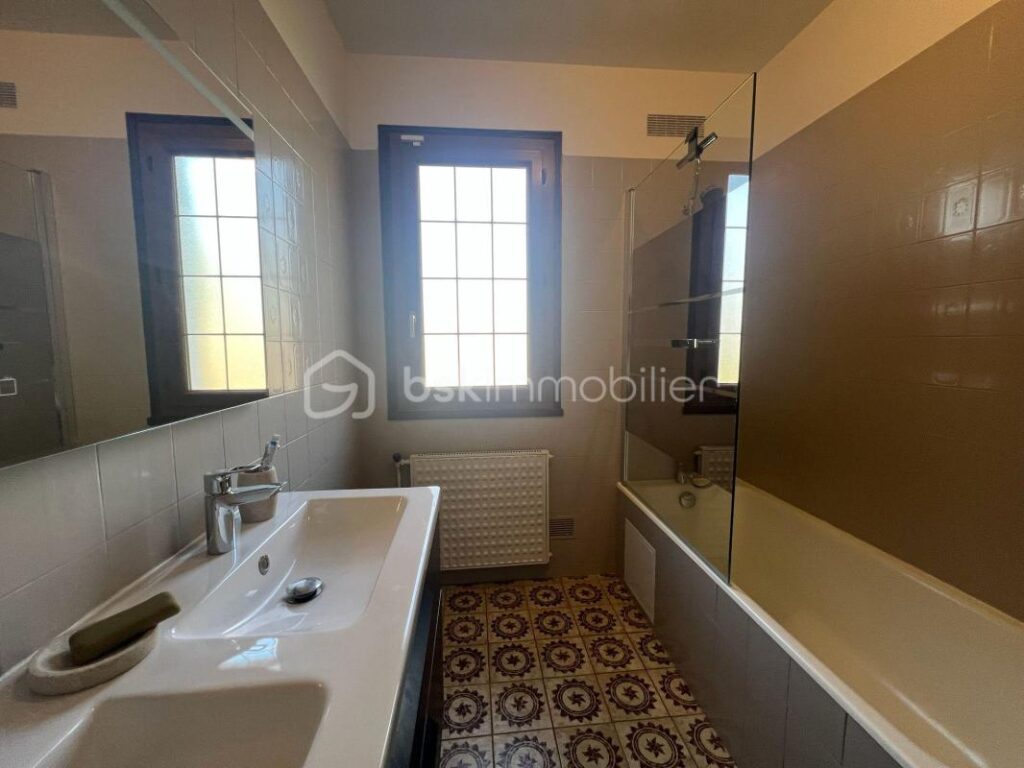 Maison familiale 3 chambres avec sous sol total – 4 pièces – 3 chambres – 108 m²