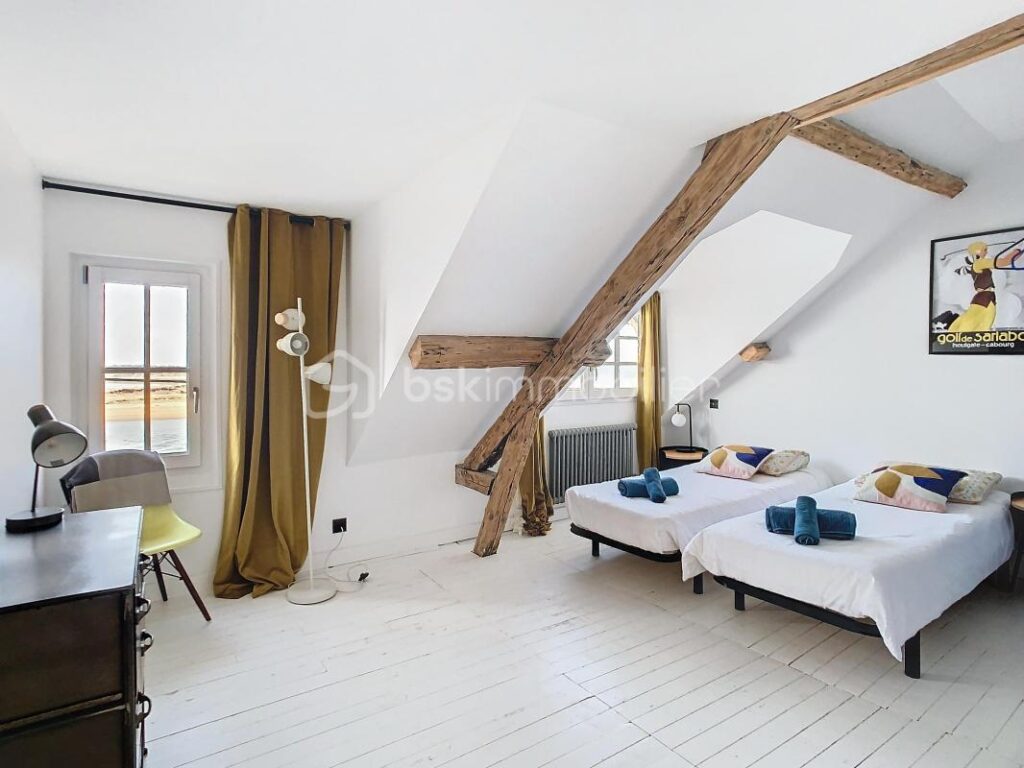 Face à la mer, maison 5 chambres – 8 pièces – 5 chambres – 161 m²