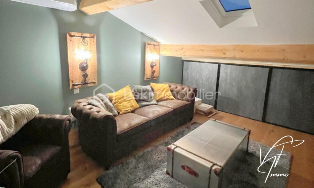 A vendre : Maison d’Architecte, studio indépendant, Piscine, au Beausset, Var – 6 pièces – 5 chambres – 200 m²