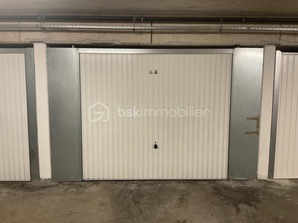 Grand T2 53m2 terrasse 24 m2 garage 18m2 – 2 pièces – 1 chambre – 53 m²