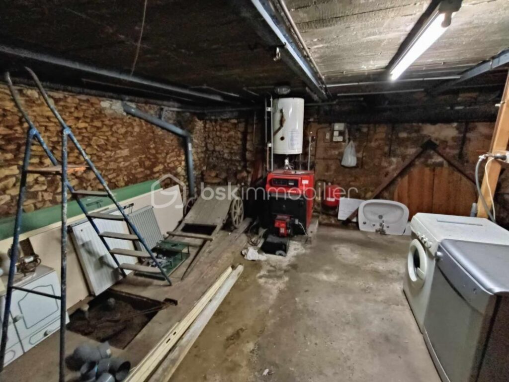 Vends Maison en Plein Cœur du Centre Ville de Belvès avec Terrasse Couverte & Jardin – 4 pièces – 3 chambres – 108 m²