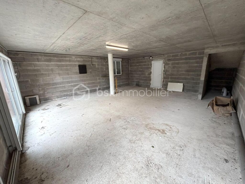 Maison à 10 min à pied de la mer avec dépendance et garage – 4 pièces – 3 chambres – 125 m²