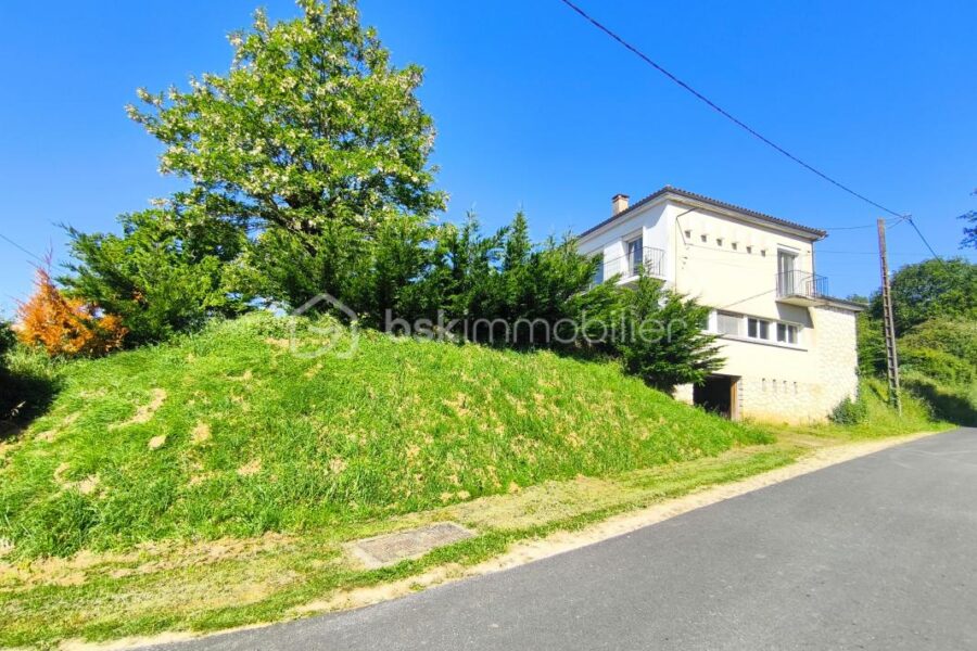 Maison à vendre à Genouille