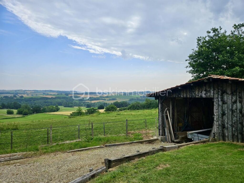 Maison 4 pièces 150 m² – 4 pièces – 3 chambres – 150 m²