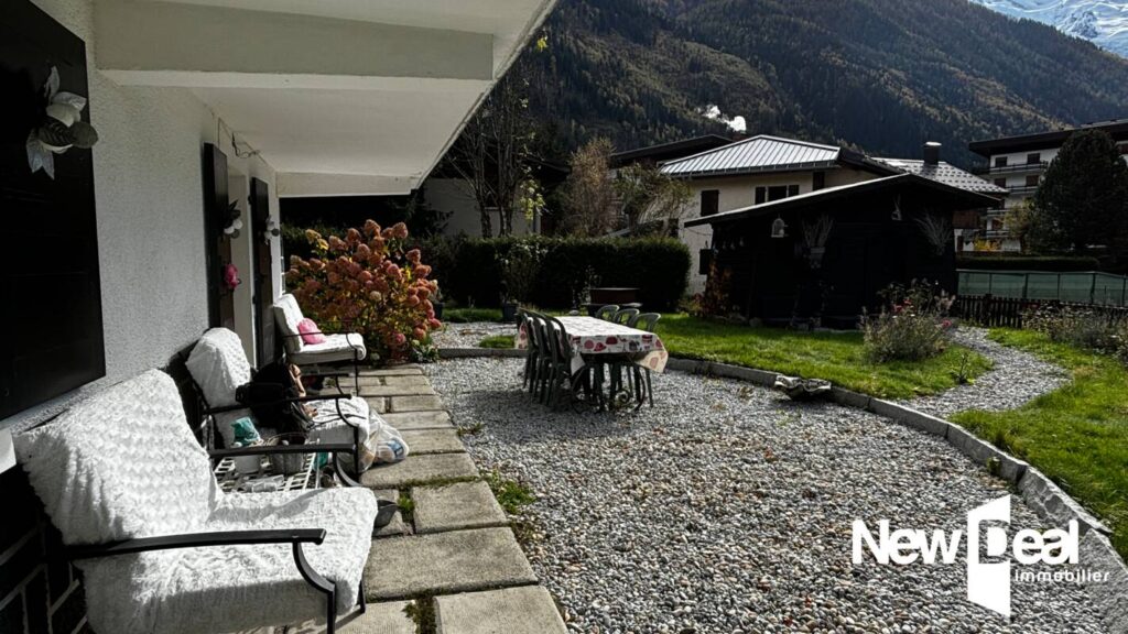 CHALET – 2 APPARTEMENTS – CHAMONIX MONT-BLANC – 6 pièces – 4 chambres – 101 m²