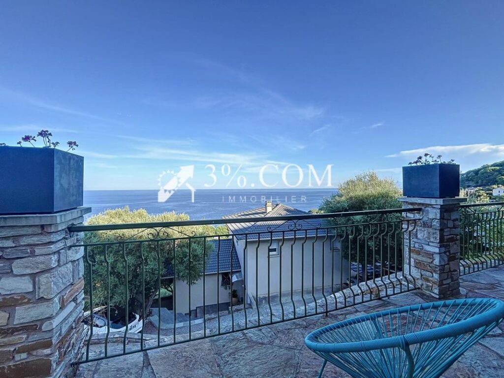 Maison 165 m2 habitables vue exceptionnelle sur mer – 7 pièces – 5 chambres – 165 m²