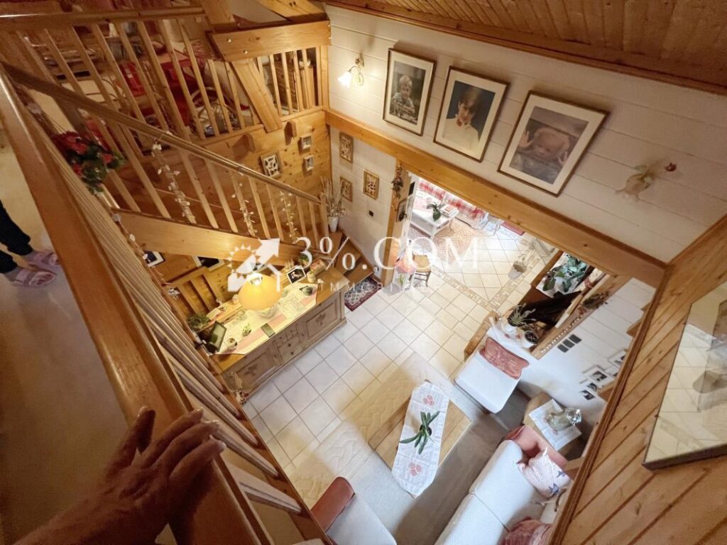 Chalet de Caractére + 5000 M2 Terrain Saint Maurice sur M – 9 pièces – 4 chambres – 147 m²
