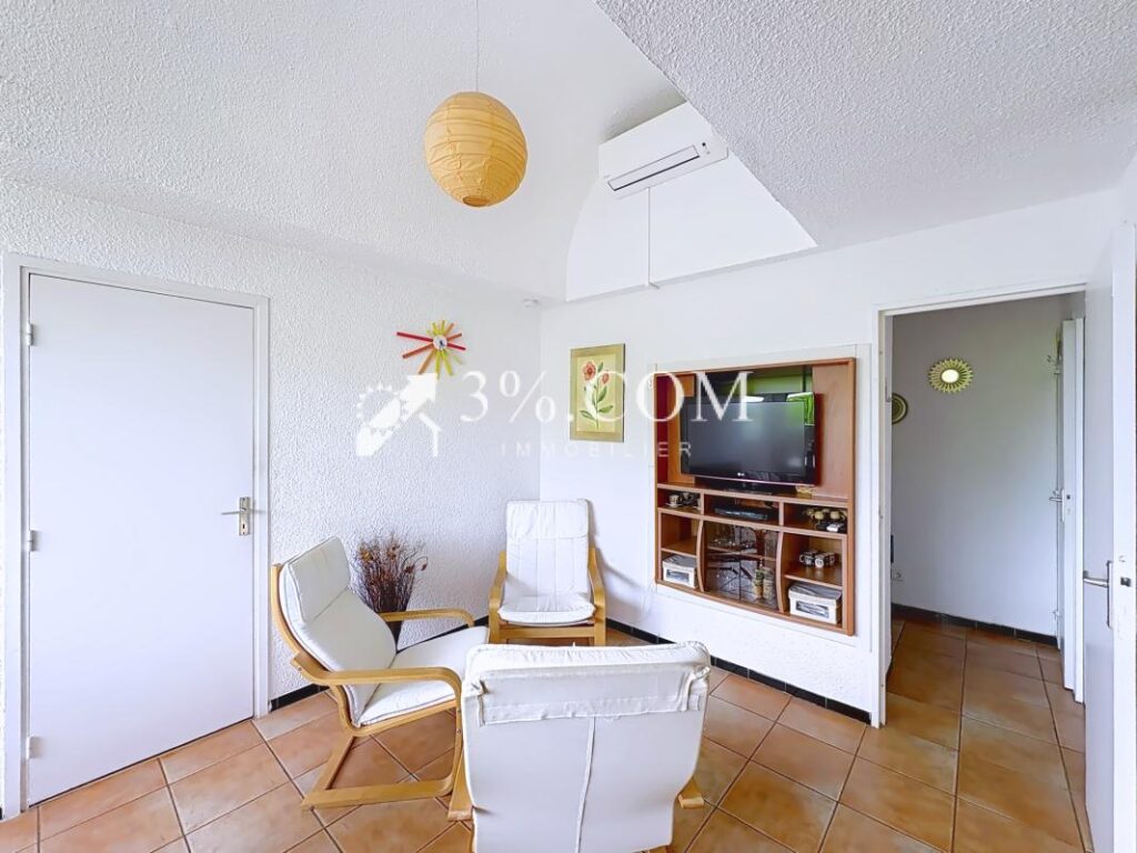 Charmant appartement 3 pièces de 41.61 m2 avec vue sur le po – 3 pièces – 2 chambres – 41 m²