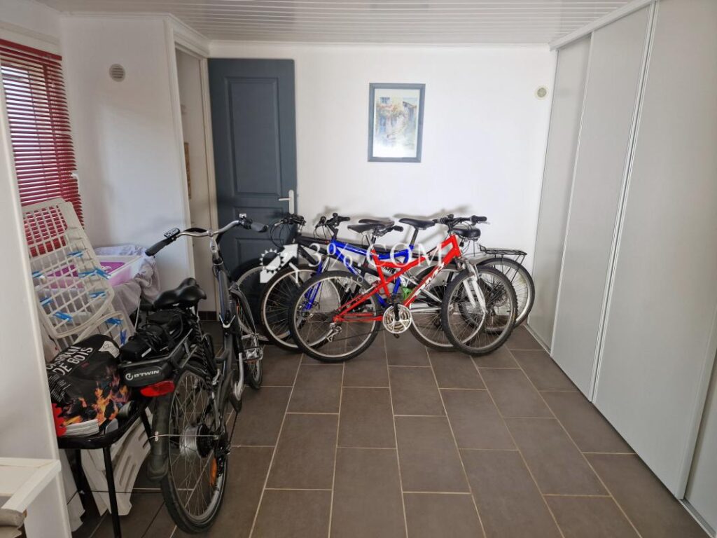 Splendide villa dans un écrin de verdure – 5 pièces – 4 chambres – 133 m²