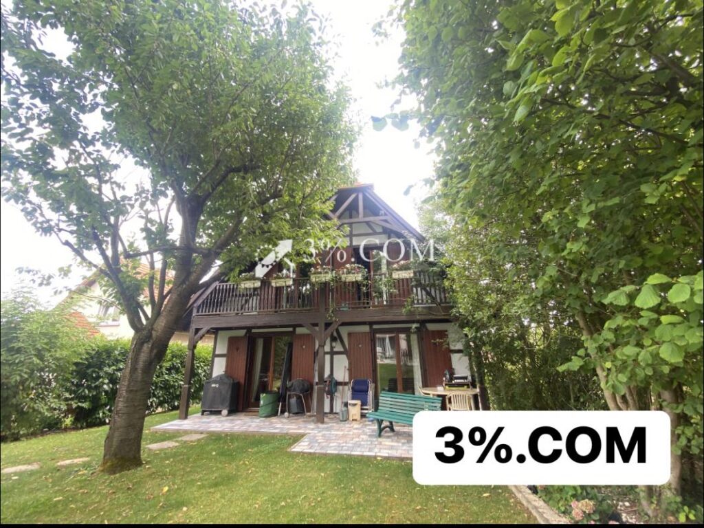 3%COM Belle propriété avec piscine intérieure sur 16 ares – 8 pièces – 5 chambres – 225 m²