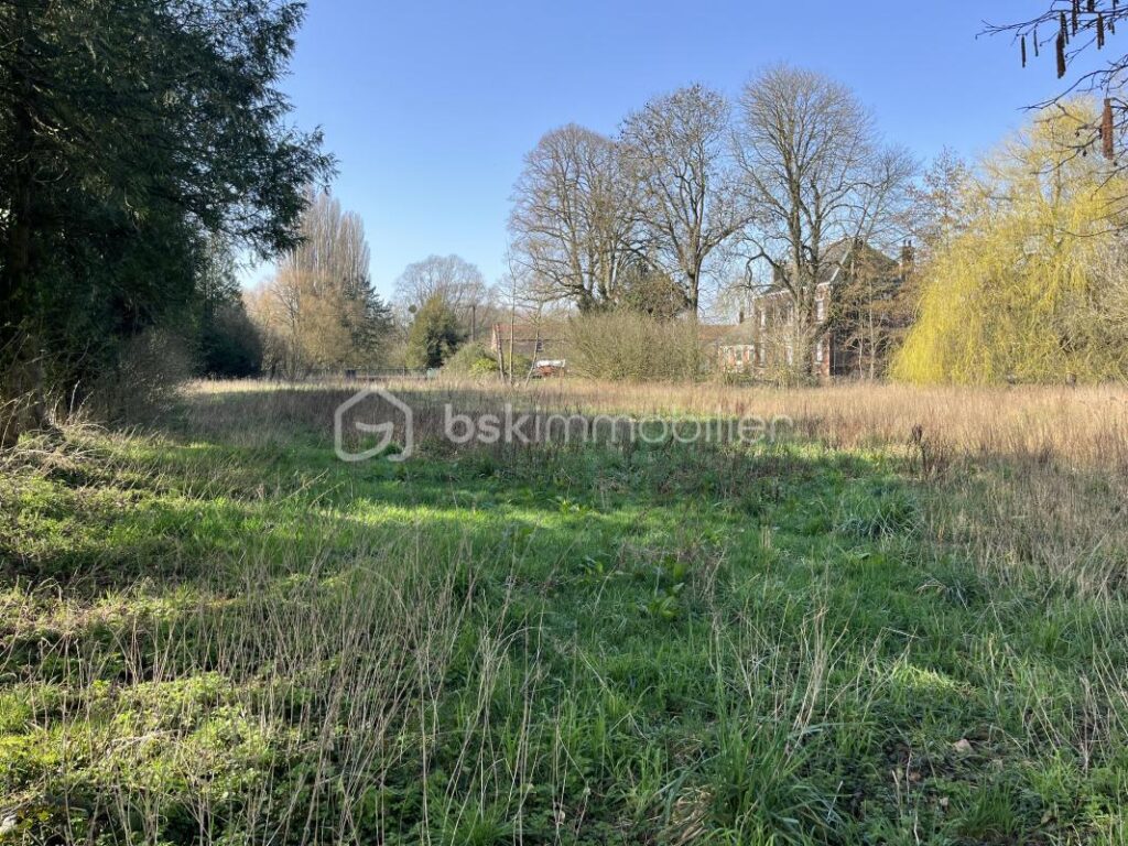 MAISON DE CARACTERE AVEC DEPENDANCE ET PARC ARBORE – 10 pièces – 6 chambres – 335 m²