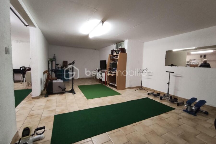 Maison à vendre à Saint laurent du var