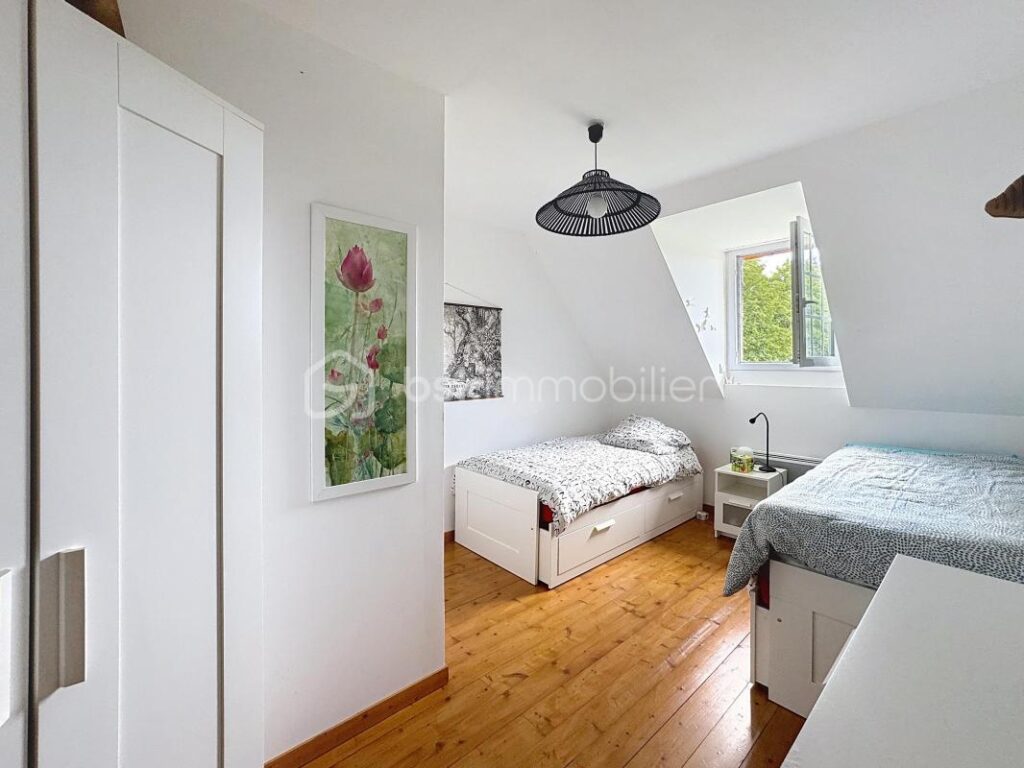 Élégante maison contemporaine de 149 m² au cœur d’un environnement privilégié – 5 pièces – 3 chambres – 149 m²