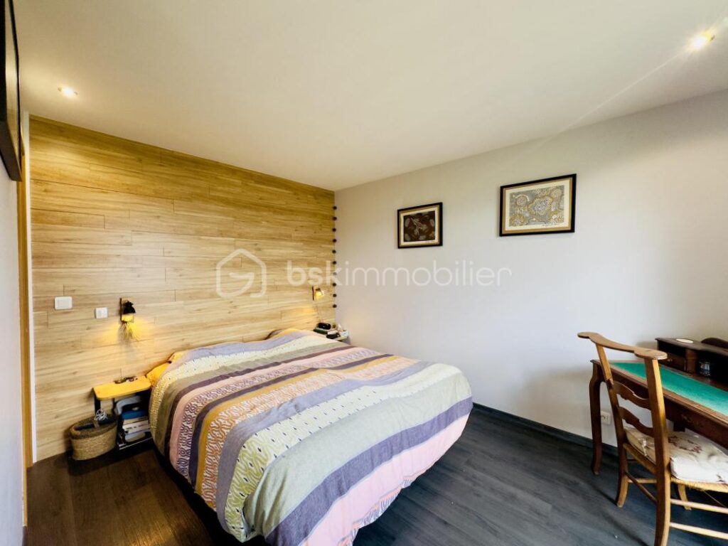 VILLA FAMILIALE D’ARCHITECTE – VUE PANORAMIQUE – EPAGNY METZ-TESSY – 6 pièces – 4 chambres – 167 m²