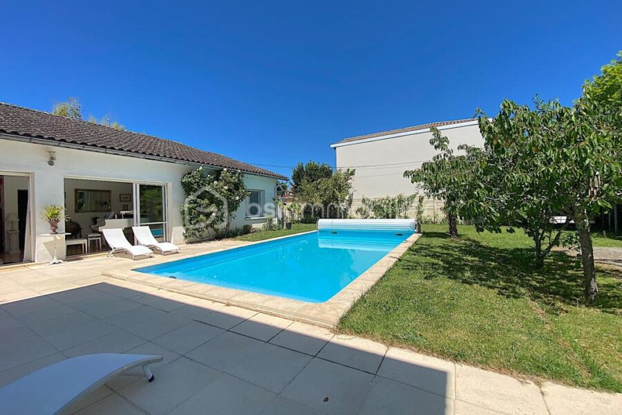 Maison à vendre à Merignac