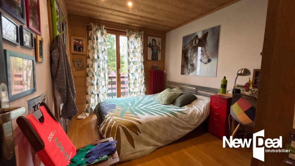 MAISON DE PAYS – 9 pièces – 5 Chambres – 265 m² surface Totale – Bergerie – Terrain 3610 m² – LES HOUCHES – 9 pièces – 5 chambres – 184 m²