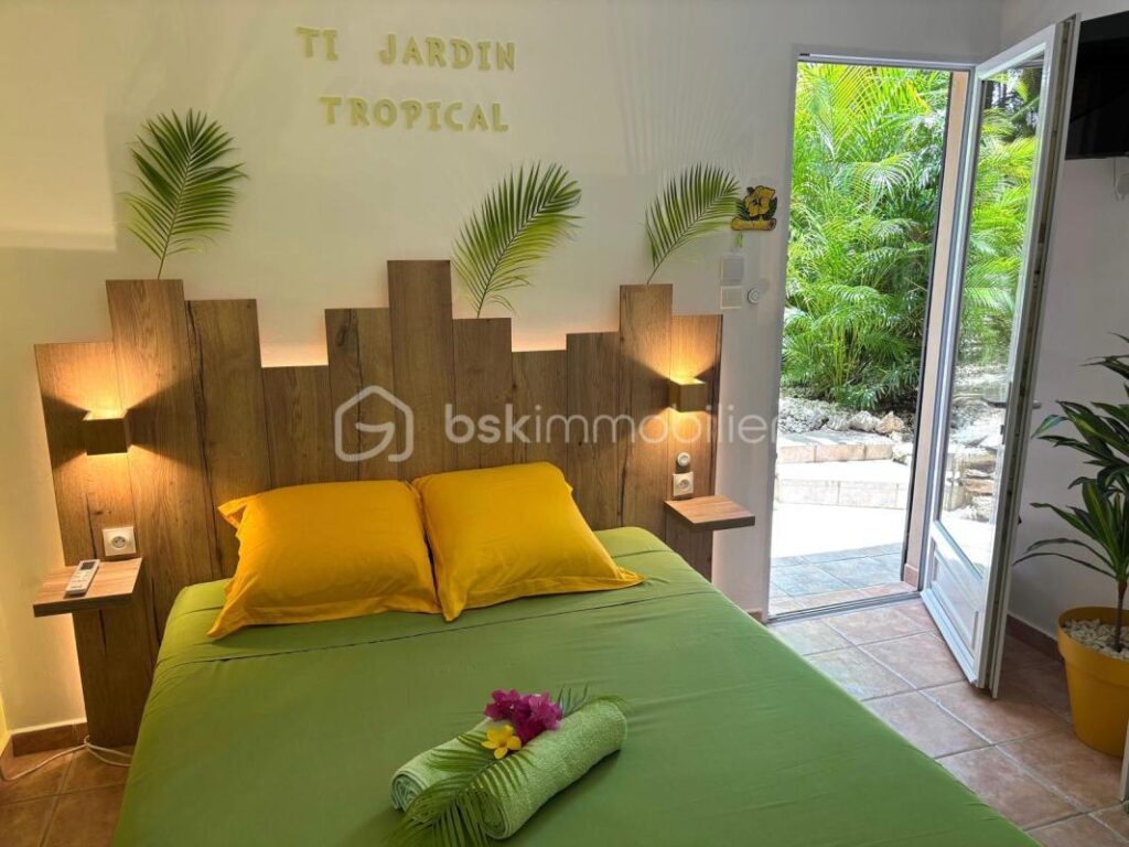 Splendide gîte avec piscine et spas Saint François – 6 pièces – 5 chambres – 170 m²