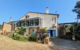 Exceptionnel ! Rare sur le secteur. Villa au cœur des Alpilles, jardin, piscine, terrain clôturé – 5 pièces – 4 chambres – 148 m²