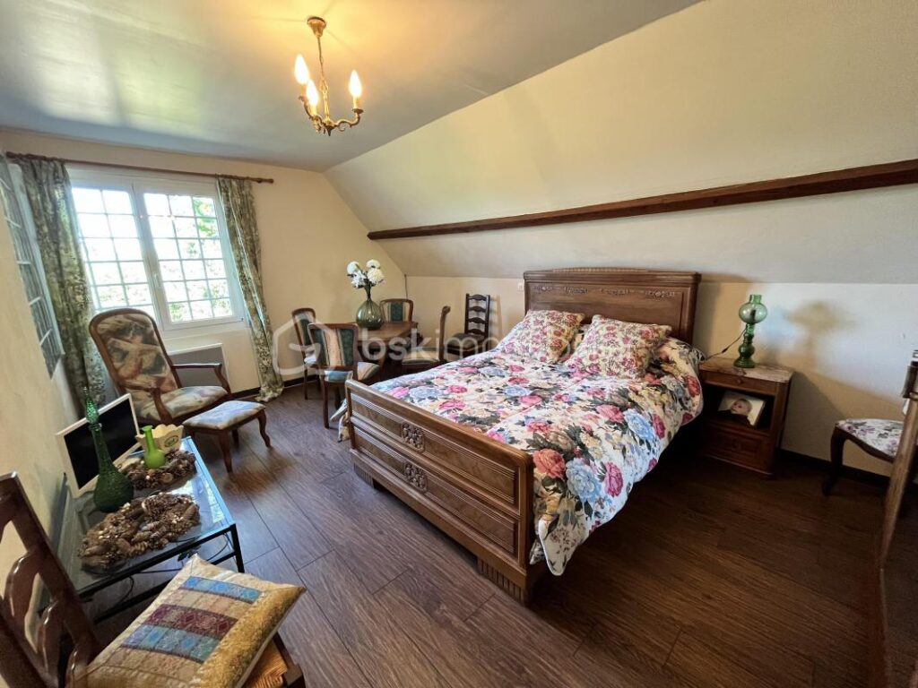 Magnifique maison de caractère sur son splendide parc arboré – 9 pièces – 6 chambres – 258 m²