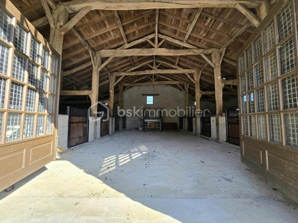 MAGNIFIQUE LOGIS ÉQUESTRE – 7 pièces – 4 chambres – 200 m²