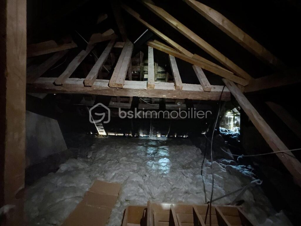 Maison de plain pied – 6 pièces – 4 chambres – 107 m²