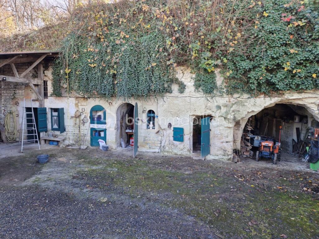 Très belle opportunité sur Colombiers et vue imprenable sur la vallée de l’envigne! – 8 pièces – 4 chambres – 230 m²