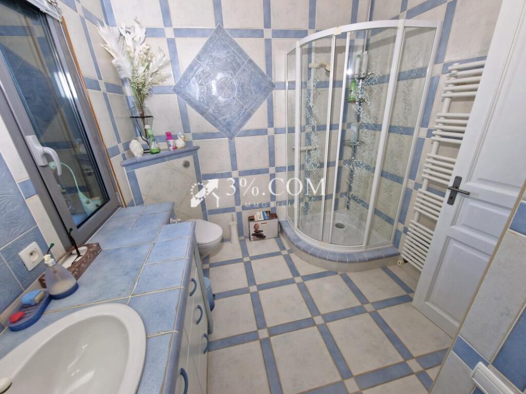 Villa de standing au coeur des Golfs de Saint-Raphaël – 6 pièces – 4 chambres – 196 m²