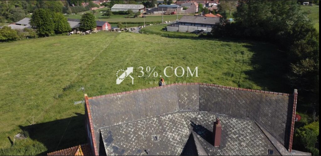 Propriété individuelle semi plain pied 227m2 à Artres – 10 pièces – 6 chambres – 227 m²