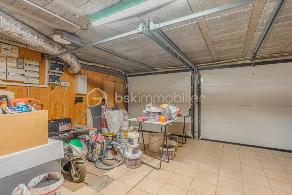 Maison familiale avec studio indépendant et grande véranda – Sallanches – 7 pièces – 4 chambres – 268 m²