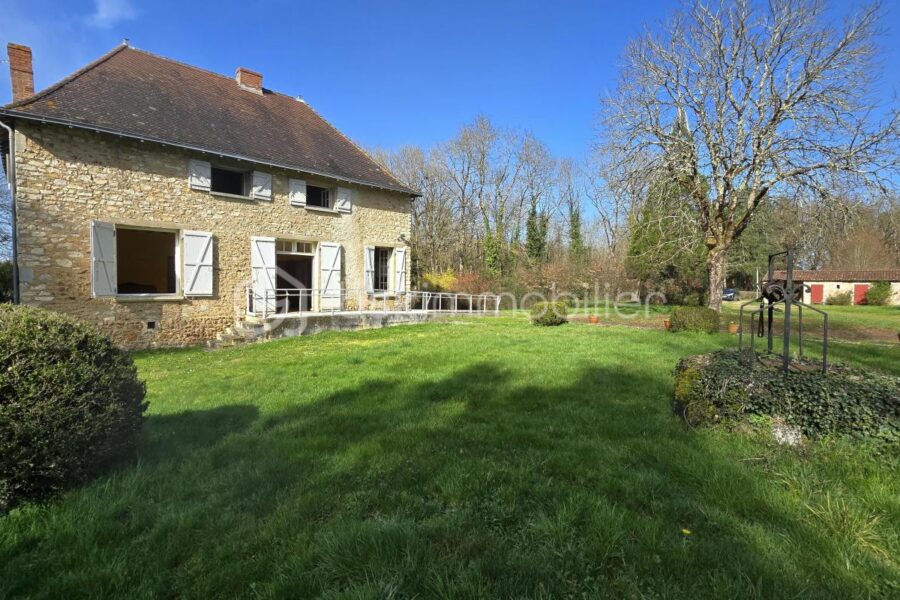Maison à vendre à Le vigeant