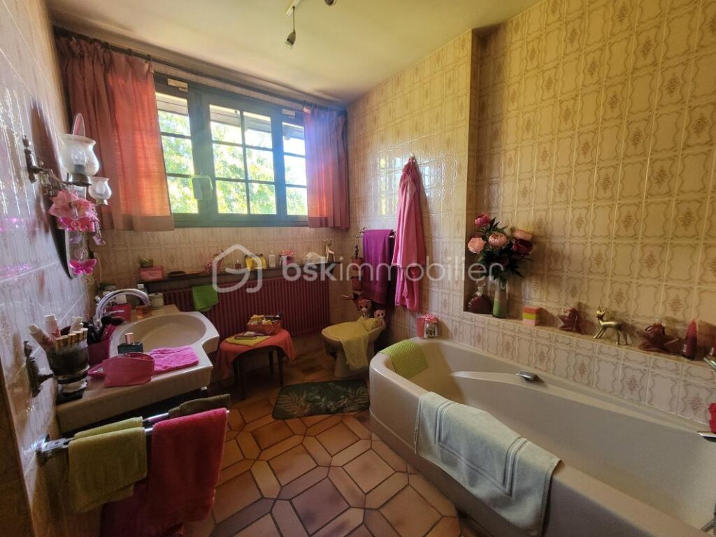 Criel de Voiron Propriété d’Exception Terrain 3766 m² 1 090 000 € – 10 pièces – 6 chambres – 370 m²