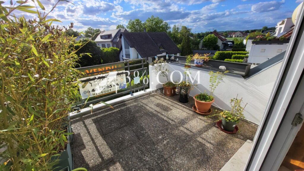 3%.COM-Neudorf : Duplex dernier étage 111m2 Robertsau – 4 pièces – 3 chambres – 91 m²