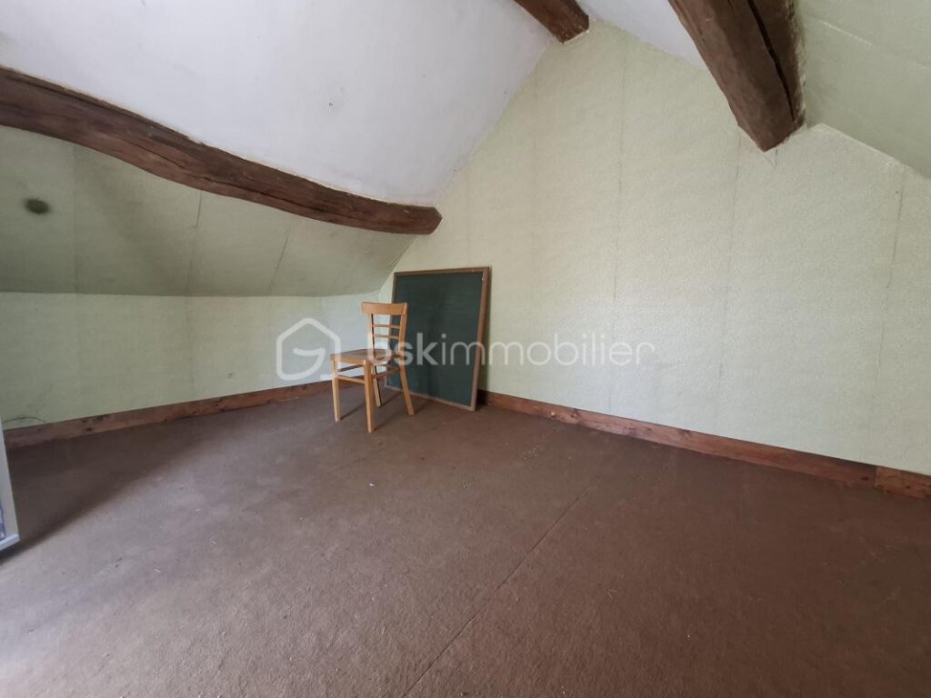 JOLIE MAISON EN PIERRE PRIX NEGOCIABLE – 4 pièces – 2 chambres – 91 m²