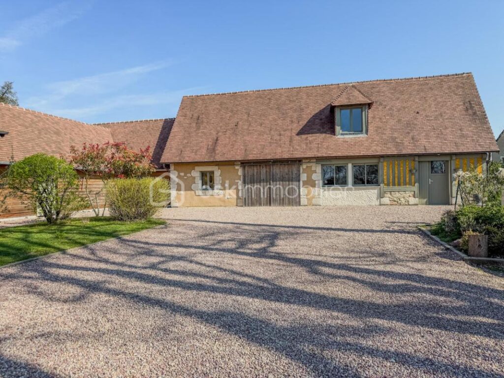 Propriété normande de caractère avec vue vallée –Cadre d’exception – – 7 pièces – 4 chambres – 187 m²