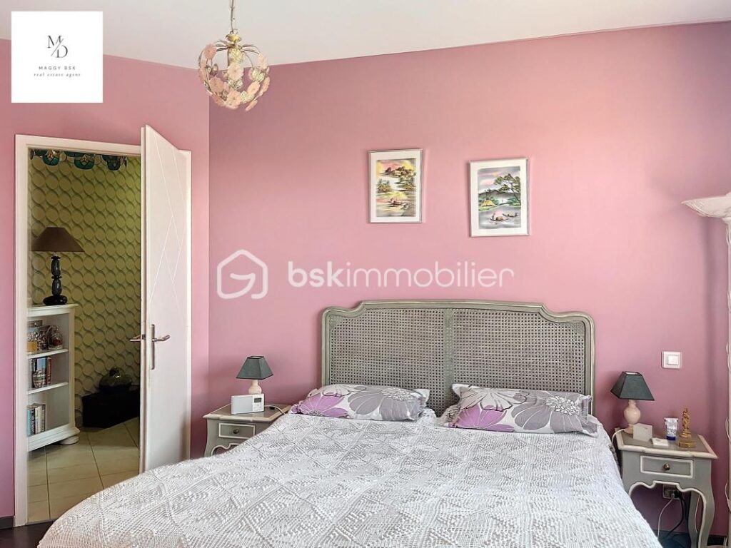 Bien d’exception haute gamme, à visiter sans tarder, coup de cœur assuré! – 9 pièces – 4 chambres – 178 m²