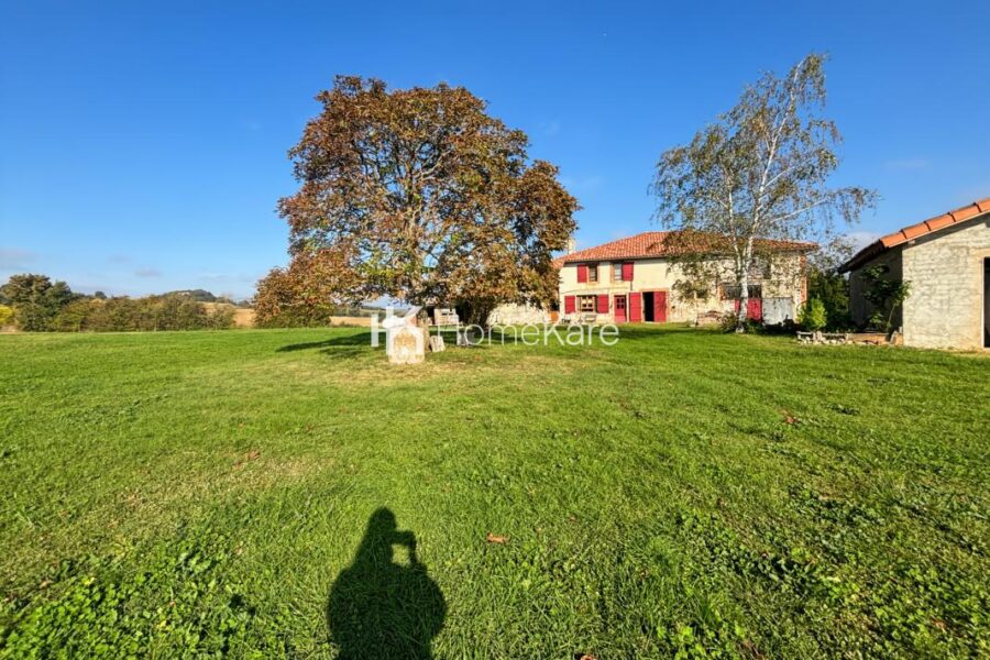 Maison à vendre à Lezat sur leze