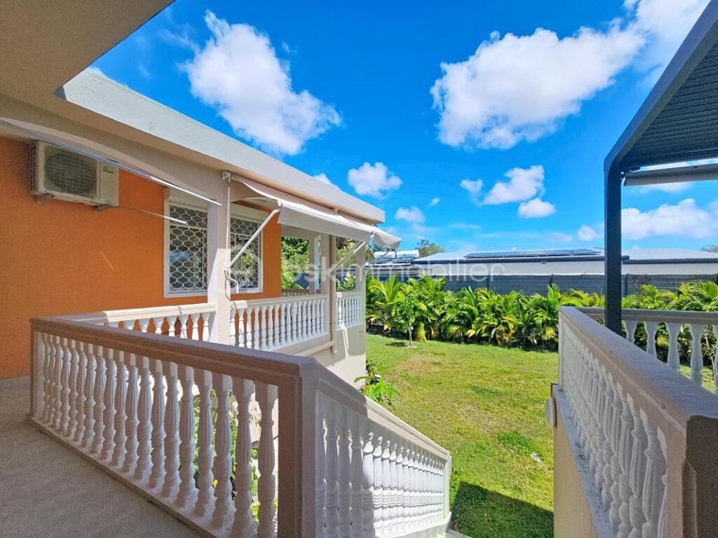 Villa 165 m2 piscine garage 3 chambres et atelier – 5 pièces – 3 chambres – 165 m²