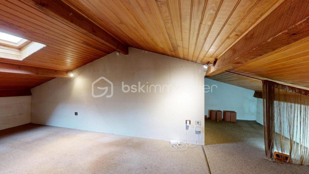 MAISON INDIVIDUELLE – PISCINE – TOURNEFEUILLE – CALME – 137m2 – DOUBLE VITRAGE – PROCHE AIRBUS- ROCADE ARC-EN-CIEL – 5 pièces – 3 chambres – 137 m²