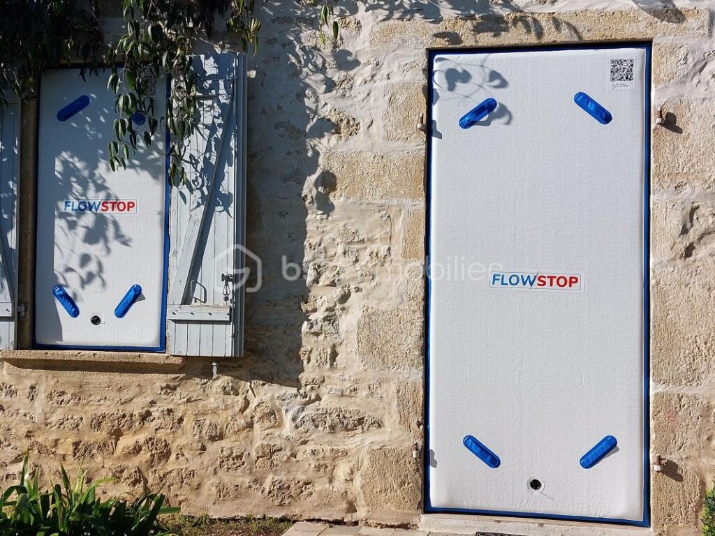 Maison 242m2 avec installations équestre, terrain 8000m2 – 7 pièces – 4 chambres – 242 m²