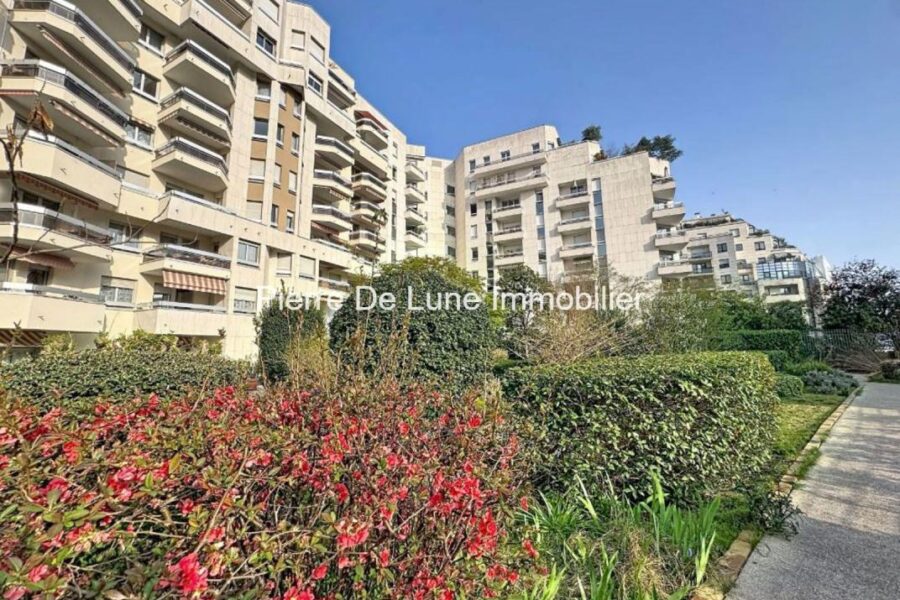 Appartement à vendre à Courbevoie — Vue sur la ville — photo 22