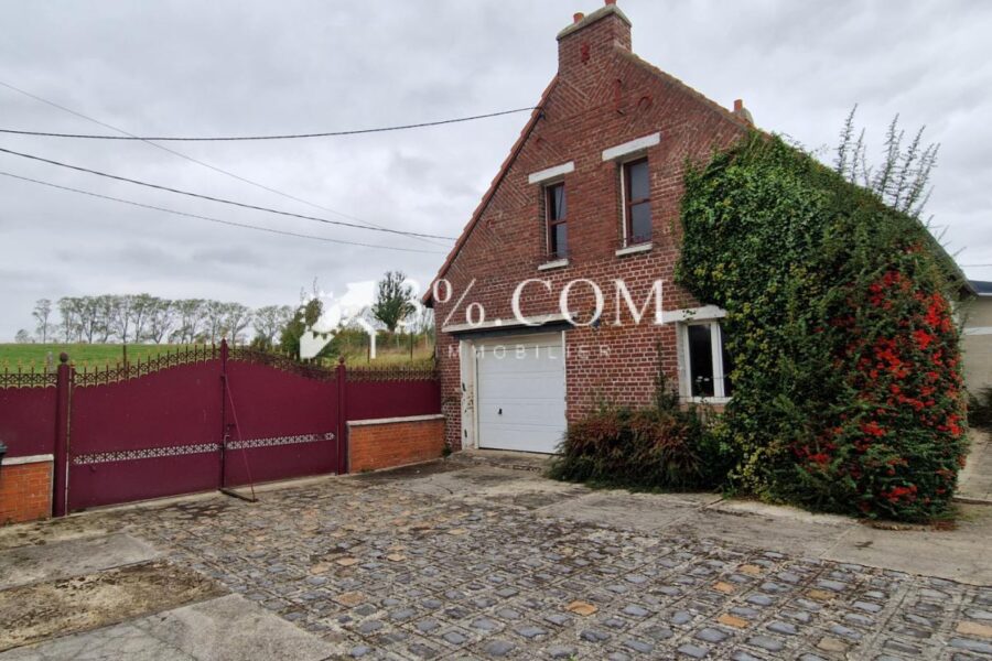 Maison à vendre à Artres