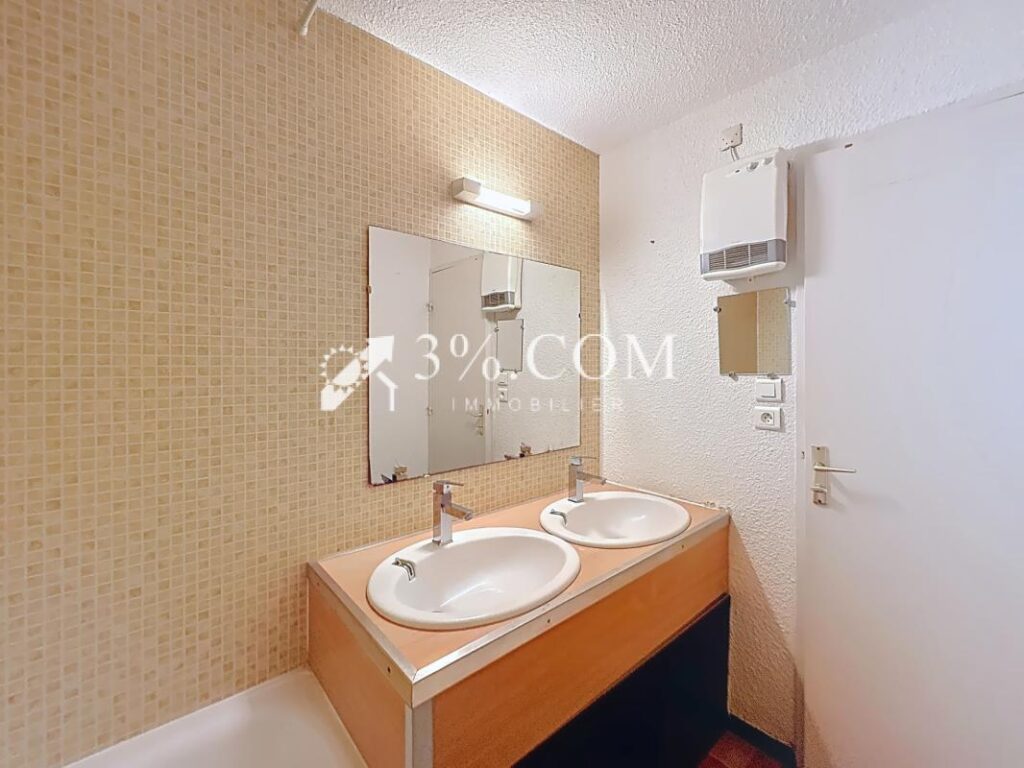 Charmant appartement 3 pièces de 41.61 m2 avec vue sur le po – 3 pièces – 2 chambres – 41 m²