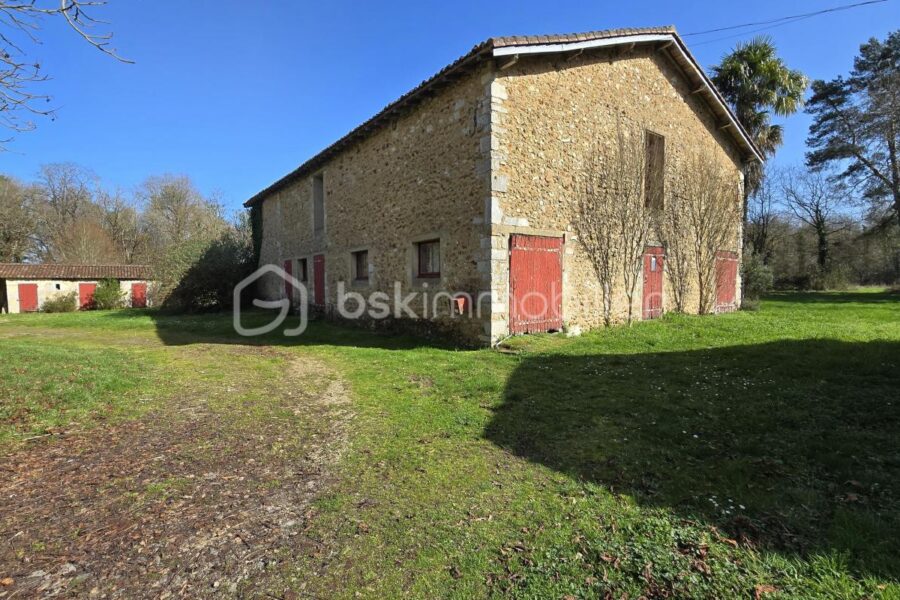 Maison à vendre à Le vigeant
