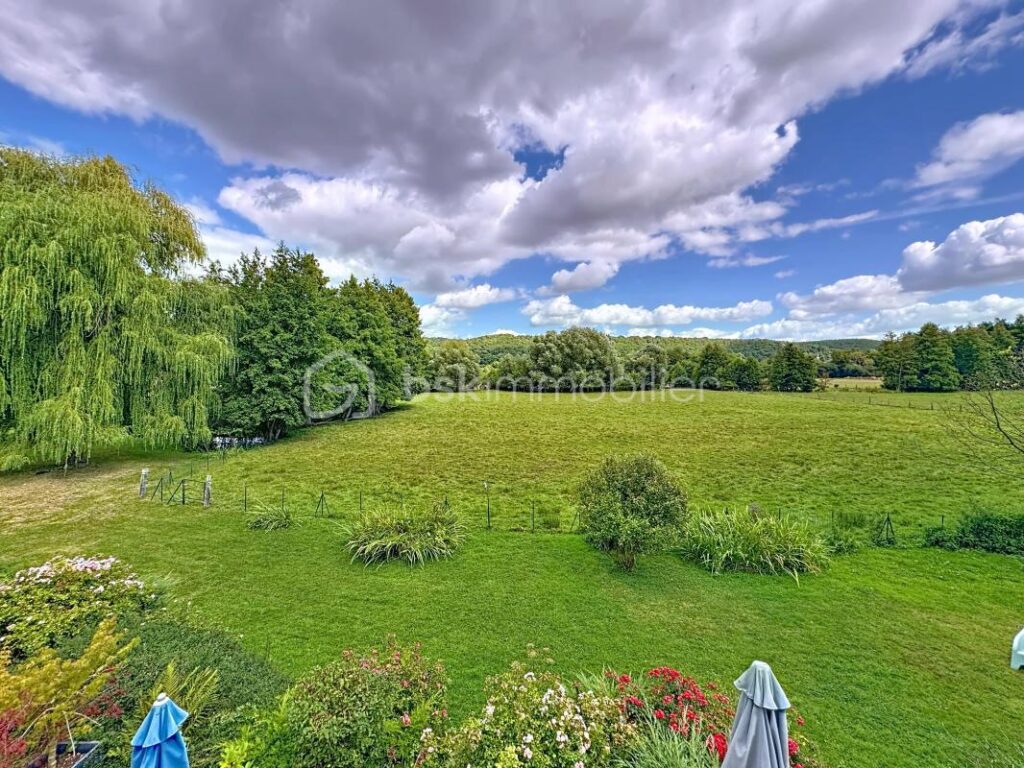 Élégante maison contemporaine de 149 m² au cœur d’un environnement privilégié – 5 pièces – 3 chambres – 149 m²